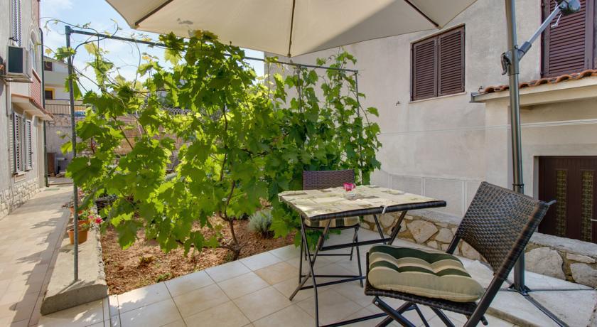 Apartment Nikolina Mali Lošinj Szoba fotó
